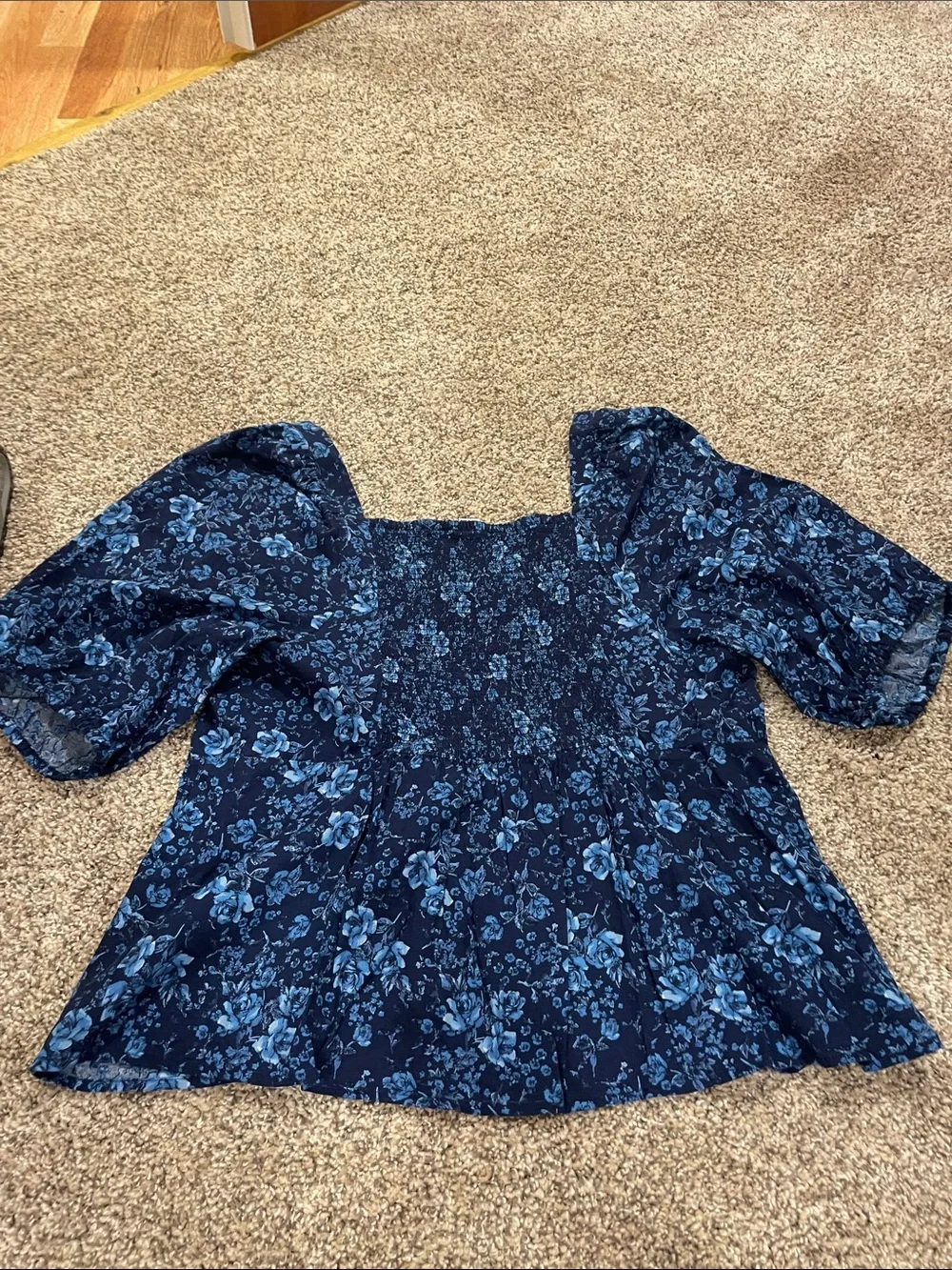 Old Navy Women’s XL Blue Floral Blouse 3/4 Sleeve
